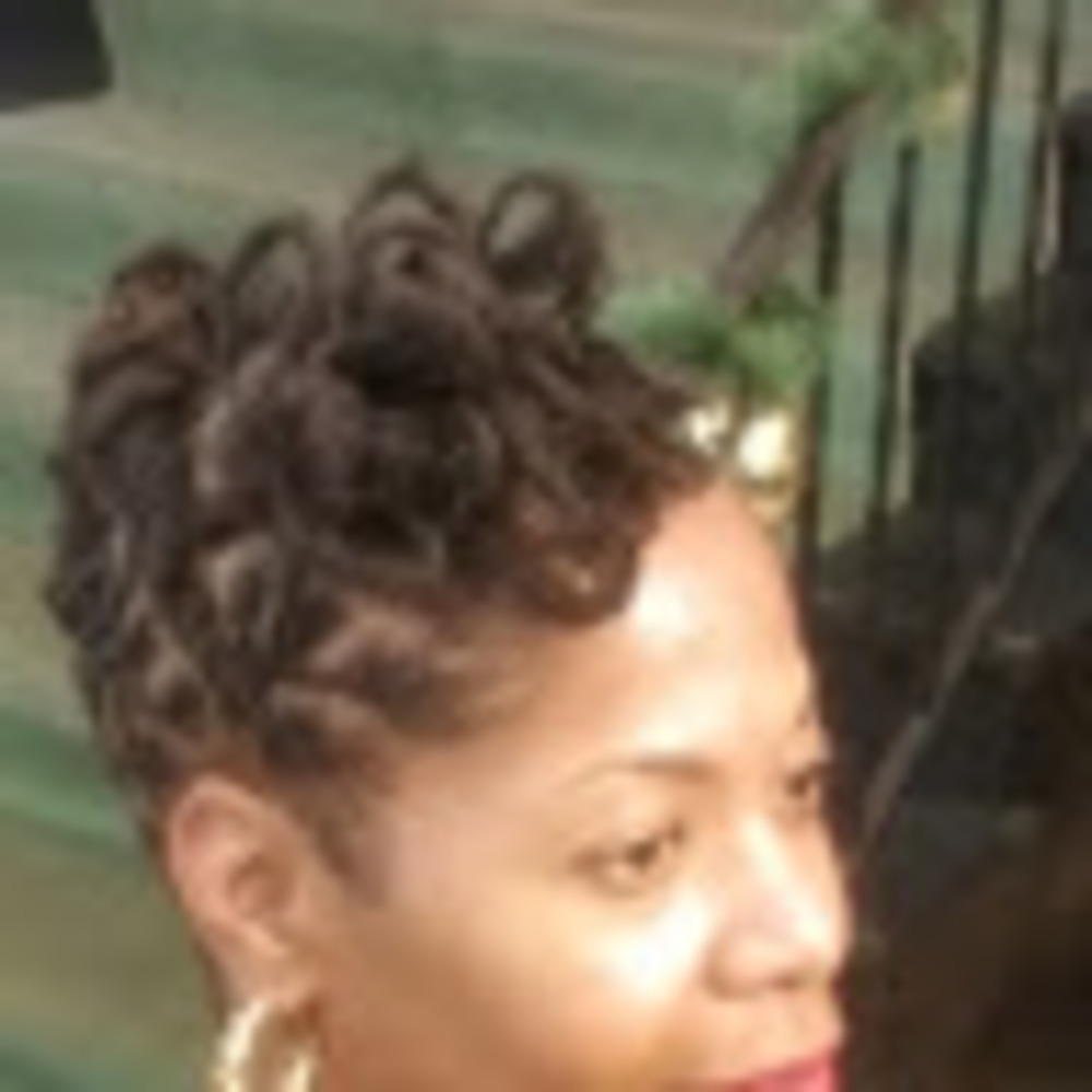 Meet your Posher, Yulanda